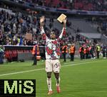 29.01.2025,  Fussball UEFA Championsleague 2024/2025: 8.Spieltag, FC Bayern Mnchen - Slovan Bratislava, in der Allianz-Arena Mnchen. Mathys Tel (Bayern Mnchen) verabschiedet sich von den Fans  .
  

