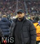 29.01.2025,  Fussball UEFA Championsleague 2024/2025: 8.Spieltag, FC Bayern Mnchen - Slovan Bratislava, in der Allianz-Arena Mnchen.  Trainer Vincent Kompany (FC Bayern Mnchen) nachdenklich 