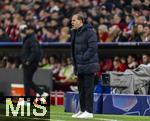 29.01.2025,  Fussball UEFA Championsleague 2024/2025: 8.Spieltag, FC Bayern Mnchen - Slovan Bratislava, in der Allianz-Arena Mnchen.  Trainer Vladimir Weiss (Slovan Bratislava) in Rage.