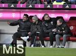 01.02.2025, Fussball 1. Bundesliga 2024/2025, 20. Spieltag,  FC Bayern Mnchen - Holstein Kiel, in der Allianz-Arena Mnchen.Trainer Marcel Rapp (li, Holstein Kiel) 

