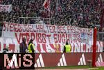 01.02.2025, Fussball 1. Bundesliga 2024/2025, 20. Spieltag,  FC Bayern Mnchen - Holstein Kiel, in der Allianz-Arena Mnchen. Fanplakat der Bayernfans zum Thema AFD und Bundestagswahlen 25: Steigbgelhalter des Faschismus, verpisst Euch! Fick die AFD, und die CSU, CDU!