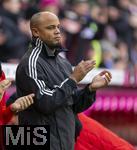 01.02.2025, Fussball 1. Bundesliga 2024/2025, 20. Spieltag,  FC Bayern Mnchen - Holstein Kiel, in der Allianz-Arena Mnchen.  Trainer Vincent Kompany (FC Bayern Mnchen) 