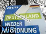 03.02.2025,  Die Deutsche Bundestagswahl am 23.2.2025 wirft ihre Schatten voraus,  Wahlplakate sumen die Strassen in Schwabmnchen (Bayern), hier ein Plakat der CSU: Deutschland wieder in Ordnung bringen, Bayern Stark in Deutschland.  Unbekannte haben das Plakat geschndet und den Slogan OFT GEWHLT - IMMER VERSAGT!!! darbregeklebt.