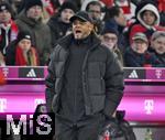 07.02.2025, Fussball 1. Bundesliga 2024/2025, 21. Spieltag,  FC Bayern Mnchen - SV Werder Bremen, in der Allianz-Arena Mnchen.   Trainer Vincent Kompany (FC Bayern Mnchen) feuert seine Spieler an 

