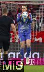 07.02.2025, Fussball 1. Bundesliga 2024/2025, 21. Spieltag,  FC Bayern Mnchen - SV Werder Bremen, in der Allianz-Arena Mnchen. Torwart Manuel Neuer (FC Bayern Mnchen) hat den Ball