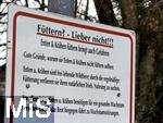 15.02.2025,  Bad Wrishofen, in einem Park hngt ein Schild, dass auf das Ftterungverbot hinweist.