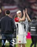 23.02.2025, Fussball 1. Bundesliga 2024/2025, 23. Spieltag,  FC Bayern Mnchen - Eintracht Frankfurt, in der Allianz-Arena Mnchen. Rasmus Kristensen (Eintracht Frankfurt) nach dem Spiel.