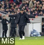 28.02.2025, Fussball 1. Bundesliga 2024/2025, 24. Spieltag,  VfB Stuttgart - FC Bayern Mnchen, in der MHP-Arena Stuttgart. Trainer Vincent Kompany (FC Bayern Mnchen) in Rage 