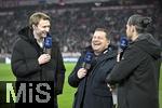 05.03.2025,  Fussball UEFA Champions League 2024/2025: Achtelfinale, FC Bayern Mnchen - Bayer 04 Leverkusen, in der Allianz-Arena Mnchen. (L-R) Sportdirektor Simon Rolfes (Bayer Leverkusen), Sport-Vorstand Max Eberl (Bayern Mnchen) im Interview bei DAZN
  

