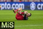 05.03.2025,  Fussball UEFA Championsleague 2024/2025: Achtelfinale, FC Bayern Mnchen - Bayer Leverkusen, in der Allianz-Arena Mnchen. Florian Wirtz (Leverkusen) verletzt am Boden.