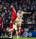 05.03.2025,  Fussball UEFA Championsleague 2024/2025: Achtelfinale, FC Bayern Mnchen - Bayer Leverkusen, in der Allianz-Arena Mnchen. v.li: Patrik Schick (Leverkusen) gegen Joao Palhinha (FC Bayern Mnchen) 