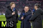 05.03.2025,  Fussball UEFA Championsleague 2024/2025: Achtelfinale, FC Bayern Mnchen - Bayer Leverkusen, in der Allianz-Arena Mnchen. v.li: v.li: Sportdirektor Simon Rolfes (Leverkusen), Sportvorstand Max Eberl (Bayern Mnchen) beim TV-Interview.