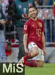 08.03.2025, Fussball 1. Bundesliga 2024/2025, 25. Spieltag,  FC Bayern Mnchen - VfL Bochum, in der Allianz-Arena Mnchen. Torjubel Raphael Guerreiro (FC Bayern Mnchen) u