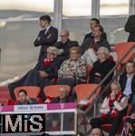 08.03.2025, Fussball 1. Bundesliga 2024/2025, 25. Spieltag,  FC Bayern Mnchen - VfL Bochum, in der Allianz-Arena Mnchen. Ex-Fussballmanager Rainer Calmund (oben li)