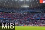 08.03.2025, Fussball 1. Bundesliga 2024/2025, 25. Spieltag,  FC Bayern Mnchen - VfL Bochum, in der Allianz-Arena Mnchen. Bochumer Gstefans auf der obersten Tribne