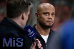 11.03.2025, Fussball UEFA Champions League 2024/2025, Achtelfinale, Bayer 04 Leverkusen - FC Bayern Mnchen, in der BayArena, Trainer Vincent Kompany (FC Bayern Mnchen)


