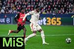 11.03.2025, Fussball UEFA Champions League 2024/2025, Achtelfinale, Bayer 04 Leverkusen - FC Bayern Mnchen, in der BayArena, Alphonso Davies (FC Bayern Mnchen) erzielt das Tor zum 0:2, 


