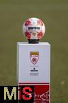 01.03.2025, Fussball Admiral 2.Liga sterreich 2024/2025, SW Bregenz - FC Liefering, in Bregenz im ImmoAgentur Stadion, Der offizielle Spielball von Derbystar liegt auf der Stele bereit.