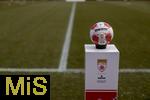 01.03.2025, Fussball Admiral 2.Liga sterreich 2024/2025, SW Bregenz - FC Liefering, in Bregenz im ImmoAgentur Stadion, Der offizielle Spielball von Derbystar liegt auf der Stele bereit.