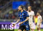16.04.2025,  Fussball UEFA Championsleague 2024/2025: Viertelfinale Rckspiel, Inter Mailand - FC Bayern Mnchen, im Giuseppe Meazza Stadion (Mailand), Francesco Acerbi (Inter Mailand) in Rage 