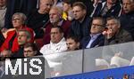 03.05.2025, Fussball 1. Bundesliga 2024/2025, 32. Spieltag, RB Leipzig - FC Bayern Mnchen, in der Red Bull Arena Leipzig, Ehrentribne mit der Mnchner Vereinsfhrung, Sportvorstand Max Eberl (Bayern Mnchen), Vorstandsvorsitzender Jan-Christian Dreesen (FC Bayern Mnchen), Prsident Herbert Hainer (FC Bayern), Geschftsfhrer Michael Diederich (FC Bayern Mnchen),  