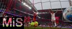 03.05.2025, Fussball 1. Bundesliga 2024/2025, 32. Spieltag, RB Leipzig - FC Bayern Mnchen, in der Red Bull Arena Leipzig,  Torschuss zum 2:0 von Lukas Klostermann (nicht im Bild, RB Leipzig) per Kopfball, Torwart Jonas Urbig (FC Bayern Mnchen) streckt sich vergeblich zum Ball. li: Eric Dier (FC Bayern Mnchen), Thomas Mller (FC Bayern Mnchen), Joshua Kimmich (FC Bayern Mnchen) nur Zuschauer. re: Benjamin Sesko (RB Leipzig) jubelt 
 
