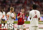 10.05.2025, Fussball 1. Bundesliga 2024/2025, 33. Spieltag,  FC Bayern Mnchen - Borussia Mnchengladbach, in der Allianz-Arena Mnchen. Der FC Bayern Mnchen feiert seine 34.Meisterschaft nach dem Spiel. Thomas Mller (FC Bayern Mnchen) lachend