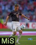 10.05.2025, Fussball 1. Bundesliga 2024/2025, 33. Spieltag,  FC Bayern Mnchen - Borussia Mnchengladbach, in der Allianz-Arena Mnchen. Joshua Kimmich (FC Bayern Mnchen) 