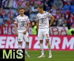 10.05.2025, Fussball 1. Bundesliga 2024/2025, 33. Spieltag,  FC Bayern Mnchen - Borussia Mnchengladbach, in der Allianz-Arena Mnchen. v.l. Joshua Kimmich (FC Bayern Mnchen) und Leon Goretzka (FC Bayern Mnchen) im Gesprch.