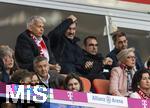 10.05.2025, Fussball 1. Bundesliga 2024/2025, 33. Spieltag,  FC Bayern Mnchen - Borussia Mnchengladbach, in der Allianz-Arena Mnchen.  Ministerprsident Dr. Markus Sder (2.v.li), MdL Klaus Holetschek (3.v.li, beide CSU) auf der Ehrentribne. Prsident Herbert Hainer (FC Bayern), 