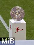 10.05.2025, Fussball 1. Bundesliga 2024/2025, 33. Spieltag,  FC Bayern Mnchen - Borussia Mnchengladbach, in der Allianz-Arena Mnchen. Vor dem Spiel: Die Meisterschale steht auf der Stele bereit.