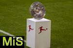 10.05.2025, Fussball 1. Bundesliga 2024/2025, 33. Spieltag,  FC Bayern Mnchen - Borussia Mnchengladbach, in der Allianz-Arena Mnchen.  Die Meisterschale steht auf der Stele auf dem Spielfeld bereit.