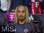 10.05.2025, Fussball 1. Bundesliga 2024/2025, 33. Spieltag,  FC Bayern Mnchen - Borussia Mnchengladbach, in der Allianz-Arena Mnchen. Ersatzspieler, Sacha Boey (FC Bayern Mnchen)  