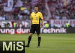 10.05.2025, Fussball 1. Bundesliga 2024/2025, 33. Spieltag,  FC Bayern Mnchen - Borussia Mnchengladbach, in der Allianz-Arena Mnchen. Schiedsrichter Sven Jablonski 