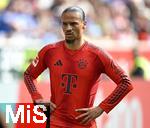17.05.2025, Fussball 1. Bundesliga 2024/2025, 34. Spieltag,  TSG 1899 Hoffenheim - FC Bayern Mnchen, In der Pre-Zero-Arena Sinsheim. Leroy Sane (Bayern Mnchen) nachdenklich.

