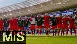 17.05.2025, Fussball 1. Bundesliga 2024/2025, 34. Spieltag,  TSG 1899 Hoffenheim - FC Bayern M�nchen, In der Pre-Zero-Arena Sinsheim. Schlussjubel der Bayern nach dem Spiel. 