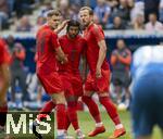 17.05.2025, Fussball 1. Bundesliga 2024/2025, 34. Spieltag,  TSG 1899 Hoffenheim - FC Bayern M�nchen, In der Pre-Zero-Arena Sinsheim.  Torjubel, Josip Stanisic (Bayern M�nchen), Serge Gnabry (FC Bayern M�nchen), Harry Kane (FC Bayern M�nchen).