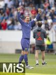 17.05.2025, Fussball 1. Bundesliga 2024/2025, 34. Spieltag,  TSG 1899 Hoffenheim - FC Bayern M�nchen, In der Pre-Zero-Arena Sinsheim. Torwart Manuel Neuer (FC Bayern M�nchen) jubel 