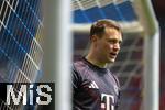 17.05.2025, Fussball 1. Bundesliga 2024/2025, 34. Spieltag,  TSG 1899 Hoffenheim - FC Bayern M�nchen, In der Pre-Zero-Arena Sinsheim. Torwart Manuel Neuer (FC Bayern M�nchen) beim Aufw�rmen. 