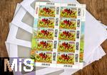 20.05.2025, Deutschland, Erhhung vom Porto der Post fr normale Briefe, Markenset mit 10x 0,95 EURO,   Sonderedition Der kleine Drache Kokosnuss auf dem Postfahrrad.
