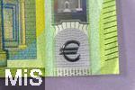 20.05.2025, Deutschland, Geldscheine, 100 Euro-Schein,  Das Hologram mit dem EURO-Zeichen.
