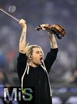 31.05.2025,  Fussball UEFA Championsleague Finale 2025:  Paris St. Germain - Inter Mailand, in der Allianz-Arena Mnchen.  Stargeiger  David Garrett (Deutschland) macht Stimmung
  

