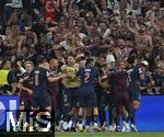 31.05.2025,  Fussball UEFA Championsleague Finale 2025:  Paris St. Germain - Inter Mailand, in der Allianz-Arena Mnchen.   Das 4:0 wird von den Fans bejubelt.
  

