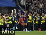31.05.2025,  Fussball UEFA Championsleague Finale 2025:  Paris St. Germain - Inter Mailand, in der Allianz-Arena Mnchen.   v.l. Lucas Hernandez (FC Paris Saint-Germain) und Senny Mayulu (FC Paris Saint-Germain) jubeln.
  

