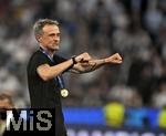 31.05.2025,  Fussball UEFA Championsleague Finale 2025:  Paris St. Germain - Inter Mailand, in der Allianz-Arena Mnchen.   Trainer Luis Enrique (FC Paris Saint-Germain) jubelt nachdenklich.
  

