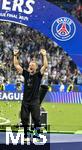 31.05.2025,  Fussball UEFA Championsleague Finale 2025:  Paris St. Germain - Inter Mailand, in der Allianz-Arena Mnchen. Siegerehrung des Championsleague-Siegers Paris St. Germaine, Trainer Luis Enrique (FC Paris Saint-Germain) jubelt.