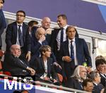 31.05.2025,  Fussball UEFA Championsleague Finale 2025:  Paris St. Germain - Inter Mailand, in der Allianz-Arena Mnchen. li: Gianni Infantino (FIFA-Prsident), UEFA Prsident Aleksander Ceferin im Gesprch.