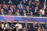 31.05.2025,  Fussball UEFA Championsleague Finale 2025:  Paris St. Germain - Inter Mailand, in der Allianz-Arena Mnchen. Ehrengste, mit Ex-Vorstandsvorsitzender Karl-Heinz Rummenigge (FC Bayern Mnchen), Ehren-Prsident Uli Hoene (FC Bayern Mnchen, Hoeness) mit Sonnenbrille, Frau Susi, Prsident Herbert Hainer (FC Bayern) 