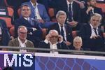 31.05.2025,  Fussball UEFA Championsleague Finale 2025:  Paris St. Germain - Inter Mailand, in der Allianz-Arena Mnchen. Ehrengste, mit Ex-Vorstandsvorsitzender Karl-Heinz Rummenigge (FC Bayern Mnchen), Ehren-Prsident Uli Hoene (mitte, FC Bayern Mnchen, Hoeness) mit Sonnenbrille, Frau Susi, Prsident Herbert Hainer (FC Bayern) 