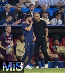31.05.2025,  Fussball UEFA Championsleague Finale 2025:  Paris St. Germain - Inter Mailand, in der Allianz-Arena Mnchen.  v.li: Co-Trainer Rafel Pol (Paris), Trainer Luis Enrique (FC Paris Saint-Germain) am Spielfeldrand 